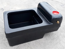 Load image into Gallery viewer, Plastic Field Drinker