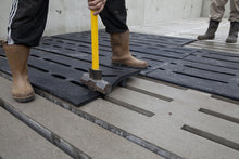 Load image into Gallery viewer, Rubber Slat Mats