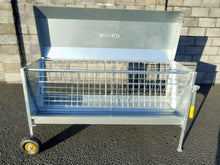 Load image into Gallery viewer, Buffalo Freestanding Hayrack