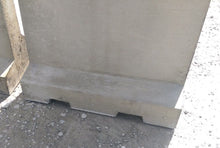 Load image into Gallery viewer, Concrete L Walls