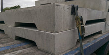 Load image into Gallery viewer, Concrete Cubicle bed / base
